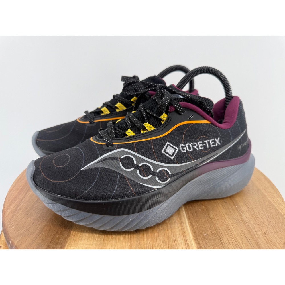 Saucony Women's Kinvara 15‎ GTX Running Shoes Gore-Tex Black Purple Size 7